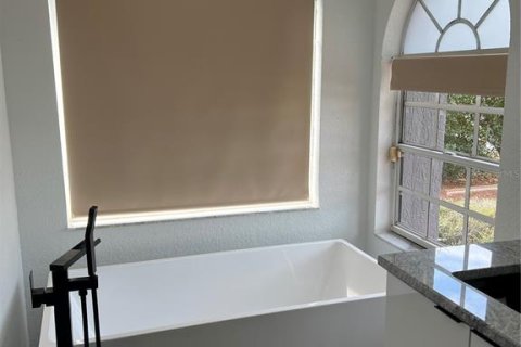 Casa en alquiler en New Port Richey, Florida, 3 dormitorios, 179.3 m2 № 1812463 - foto 10