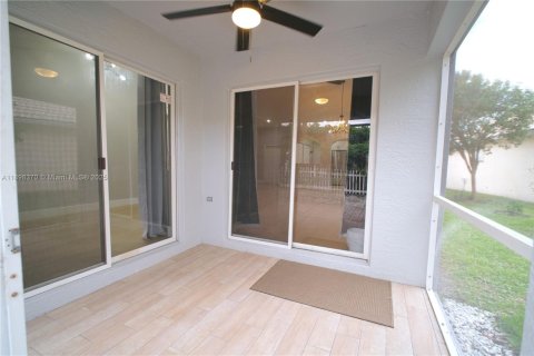 Villa ou maison à vendre à Boynton Beach, Floride: 2 chambres, 136.66 m2 № 1950926 - photo 24