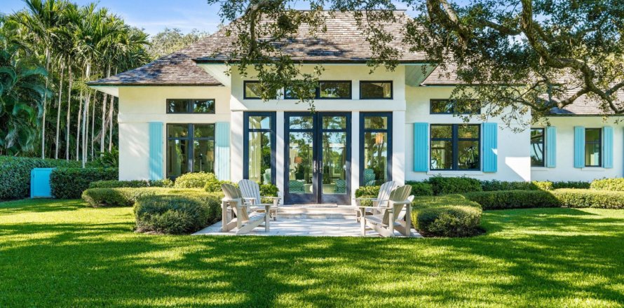 House in Vero Beach, Florida 3 bedrooms, 464.79 sq.m. № 981556