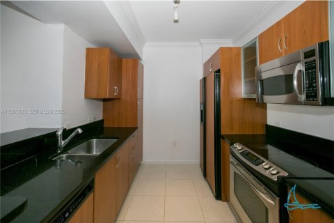 Купить кондоминиум в Авентура, Флорида 2 спальни, 99.68м2, № 2154344 - фото 5