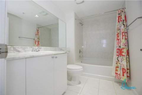 Купить кондоминиум в Авентура, Флорида 2 спальни, 99.68м2, № 2154344 - фото 11