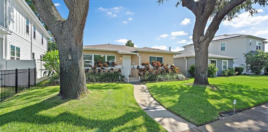 Casa en Saint Petersburg, Florida 2 dormitorios, 123.93 m2 № 1913948