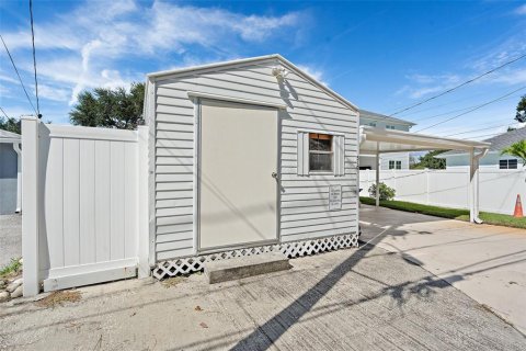 Casa en alquiler en Saint Petersburg, Florida, 2 dormitorios, 123.93 m2 № 1913948 - foto 27