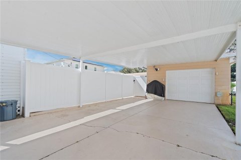 Casa en alquiler en Saint Petersburg, Florida, 2 dormitorios, 123.93 m2 № 1913948 - foto 25