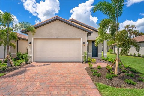 House in Nokomis, Florida 3 bedrooms, 132.57 sq.m. № 2105944