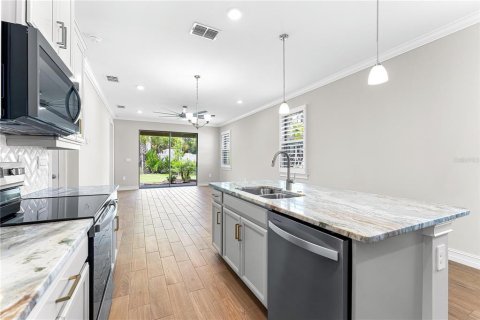 House in Nokomis, Florida 3 bedrooms, 132.57 sq.m. № 2105944 - photo 13