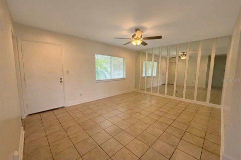 Copropriété à louer à Lakeland, Floride: 2 chambres, 104.05 m2 № 2420229 - photo 3