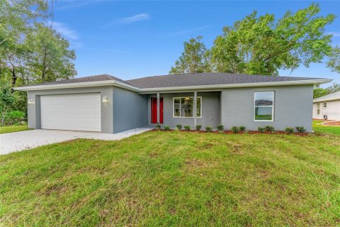 House in Silver Springs Shores, Florida 3 bedrooms, 116.22 sq.m. № 2206415 - photo 6