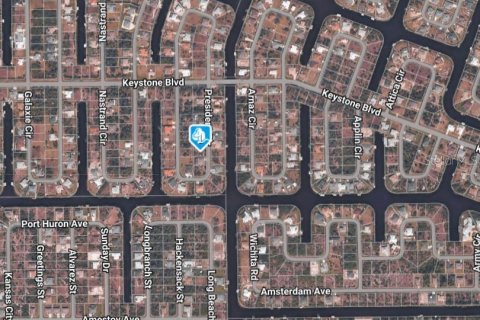 Land in Port Charlotte, Florida № 2201476