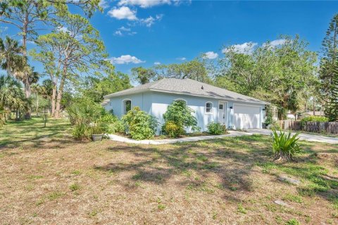 Villa ou maison à vendre à Port Orange, Floride: 3 chambres, 194.07 m2 № 1760475 - photo 2