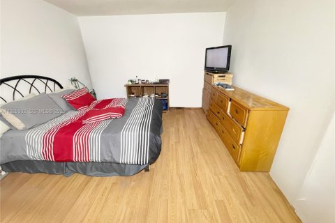 Copropriété à vendre à Lauderhill, Floride: 1 chambre, 68.28 m2 № 1987334 - photo 5
