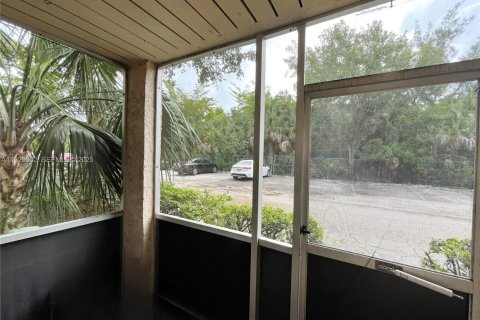 Copropriété à vendre à Lauderhill, Floride: 1 chambre, 68.28 m2 № 1987334 - photo 3