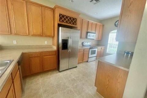 Casa en alquiler en Kissimmee, Florida, 4 dormitorios, 186.27 m2 № 1917479 - foto 5