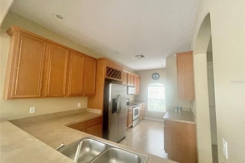 Casa en alquiler en Kissimmee, Florida, 4 dormitorios, 186.27 m2 № 1917479 - foto 6
