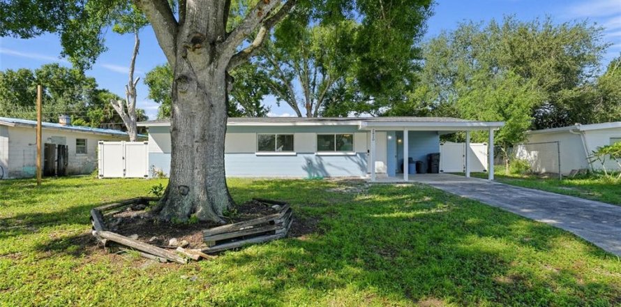 Villa ou maison à Bradenton, Floride 3 chambres, 87.98 m2 № 2428959