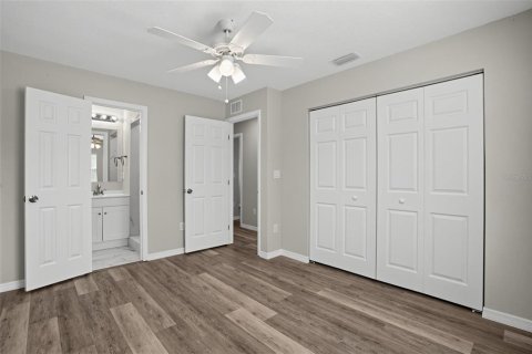Villa ou maison à louer à Bradenton, Floride: 3 chambres, 87.98 m2 № 2428959 - photo 17