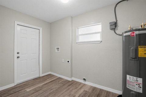 Villa ou maison à louer à Bradenton, Floride: 3 chambres, 87.98 m2 № 2428959 - photo 20