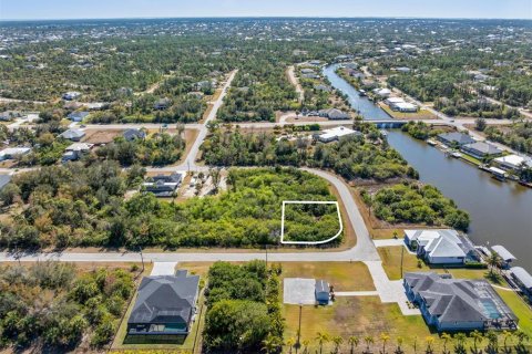 Terreno en Port Charlotte, Florida № 2195177