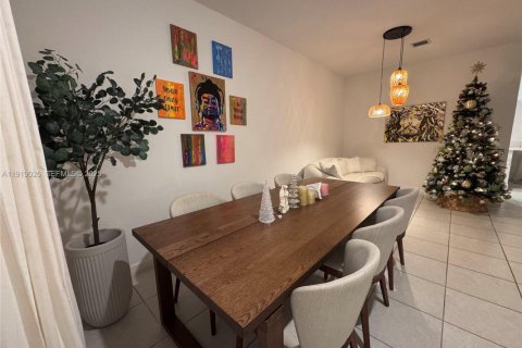 Villa ou maison à vendre à Miami, Floride: 3 chambres, 133.97 m2 № 1982250 - photo 3