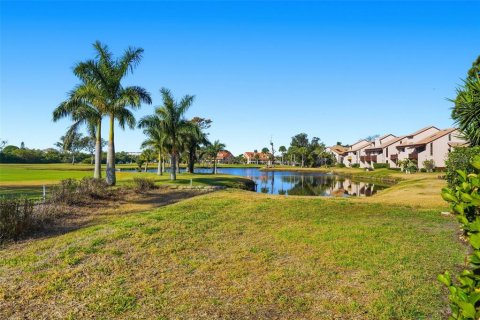 Touwnhouse à vendre à Saint Petersburg, Floride: 2 chambres, 92.34 m2 № 2101576 - photo 30