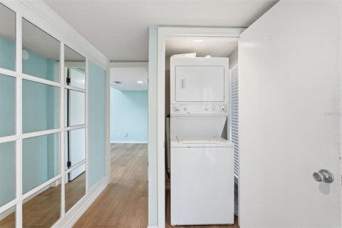 Touwnhouse à vendre à Saint Petersburg, Floride: 2 chambres, 92.34 m2 № 2101576 - photo 10