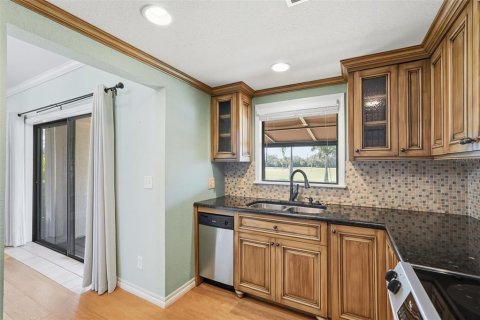 Touwnhouse à vendre à Saint Petersburg, Floride: 2 chambres, 92.34 m2 № 2101576 - photo 12