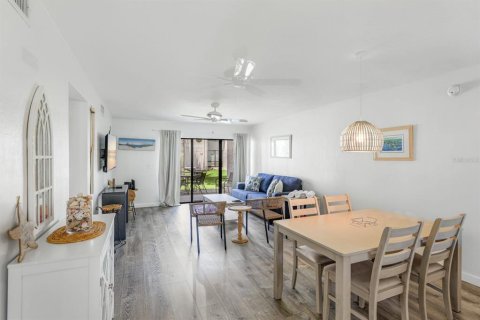 Condominio en venta en Bradenton Beach, Florida, 2 dormitorios, 100.33 m2 № 2114352 - foto 7