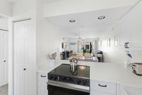 Condominio en venta en Bradenton Beach, Florida, 2 dormitorios, 100.33 m2 № 2114352 - foto 5