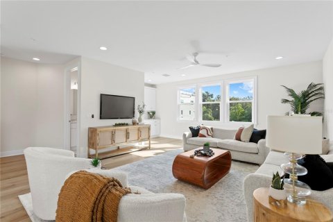 Adosado en venta en Tampa, Florida, 3 dormitorios, 199.09 m2 № 2115967 - foto 20