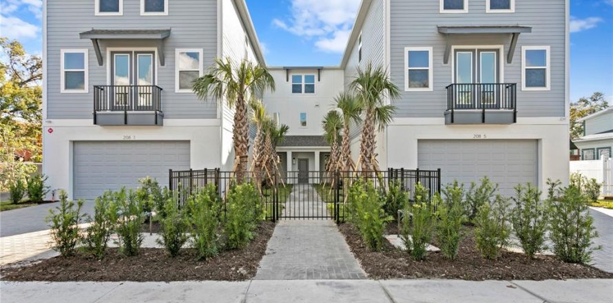 Adosado en Tampa, Florida 3 dormitorios, 199.09 m2 № 2115967