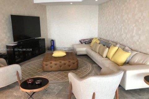 Copropriété à louer à Sunny Isles Beach, Floride: 4 chambres, 330.27 m2 № 2084240 - photo 9