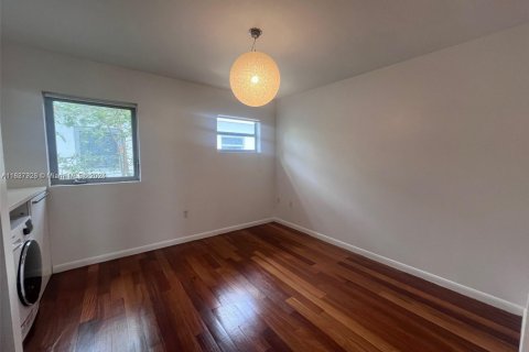 Copropriété à vendre à Miami Beach, Floride: 1 chambre, 40.51 m2 № 1977225 - photo 6