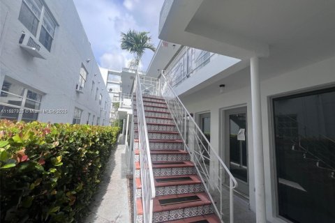 Copropriété à vendre à Miami Beach, Floride: 1 chambre, 40.51 m2 № 1977225 - photo 12