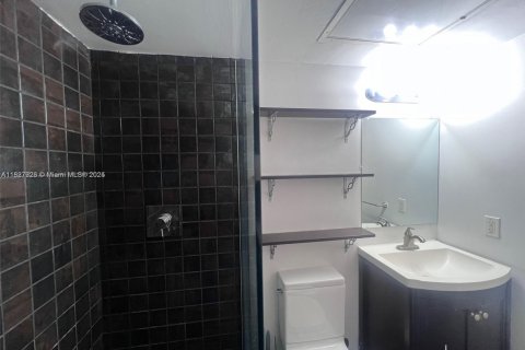 Copropriété à vendre à Miami Beach, Floride: 1 chambre, 40.51 m2 № 1977225 - photo 9