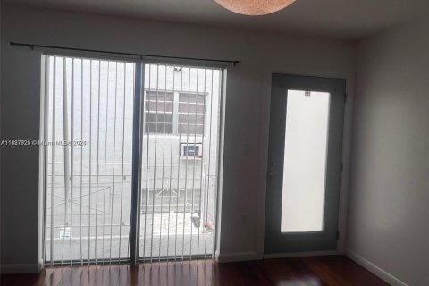 Copropriété à vendre à Miami Beach, Floride: 1 chambre, 40.51 m2 № 1977225 - photo 5
