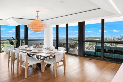 Copropriété à louer à Miami Beach, Floride: 4 chambres, 329.99 m2 № 1864659 - photo 9