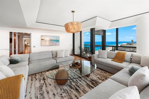 Copropriété à louer à Miami Beach, Floride: 4 chambres, 329.99 m2 № 1864659 - photo 12