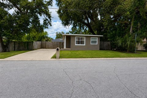 Villa ou maison à Clearwater, Floride 5 chambres, 144.18 m2 № 2342021