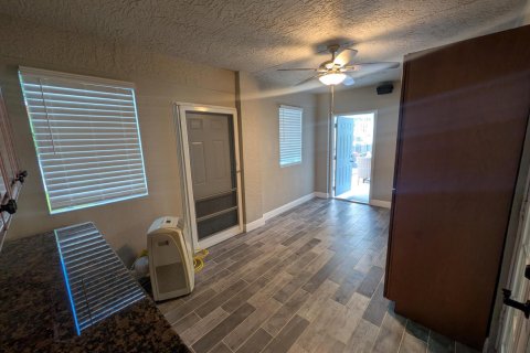 Villa ou maison à louer à Port St. Lucie, Floride: 4 chambres, 131.74 m2 № 2181623 - photo 25