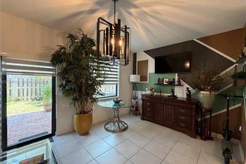 Adosado en venta en Homestead, Florida, 3 dormitorios, 143.53 m2 № 2247662 - foto 14