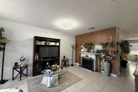 Adosado en venta en Homestead, Florida, 3 dormitorios, 143.53 m2 № 2247662 - foto 5