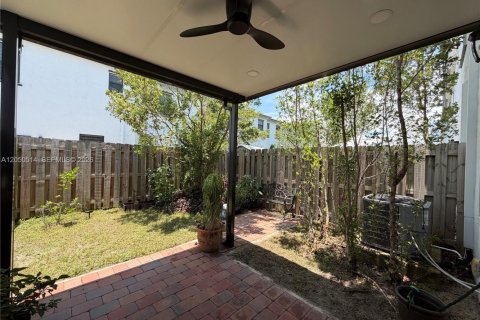 Adosado en venta en Homestead, Florida, 3 dormitorios, 143.53 m2 № 2247662 - foto 22
