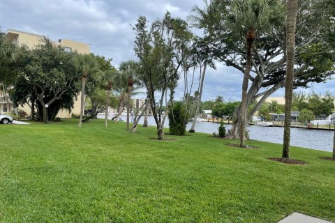 Condo in Boca Raton, Florida, 1 bedroom  № 2248151 - photo 16