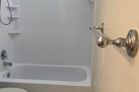 Condo in Boca Raton, Florida, 1 bedroom  № 2248151 - photo 12