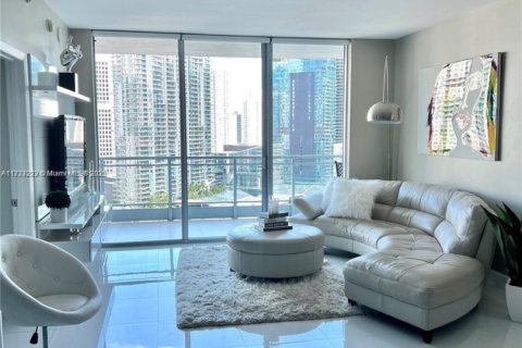 Condo in Miami, Florida, 2 bedrooms  № 1868165 - photo 4