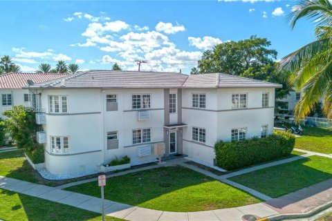 Propiedad comercial en venta en Miami Beach, Florida, 439.61 m2 № 2439082 - foto 5