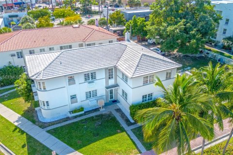 Propiedad comercial en venta en Miami Beach, Florida, 439.61 m2 № 2439082 - foto 4
