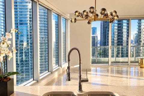 Condo à Miami, Floride, 2 chambres  № 2331880
