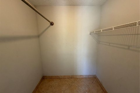 Appartement à louer à Orlando, Floride: 2 chambres, 99.68 m2 № 2212397 - photo 9