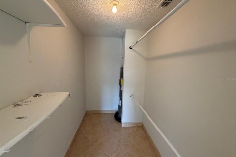 Appartement à louer à Orlando, Floride: 2 chambres, 99.68 m2 № 2212397 - photo 6